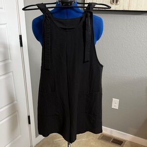 Black Sleeveless Jumpsuit/Romper